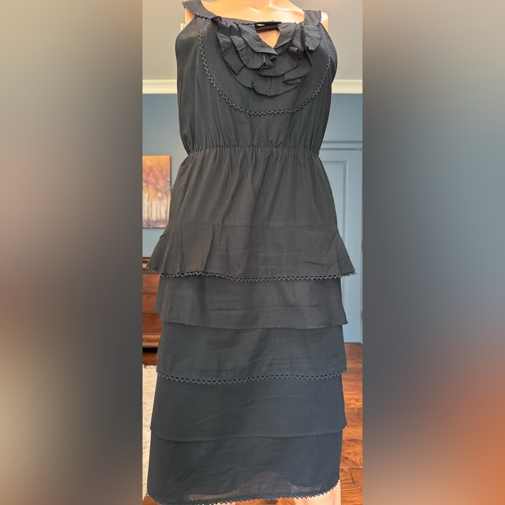 Madison Black Ruffle Bib Tiered Dress Keyhole Sleeveless Size 10 - Picture 2 of 8